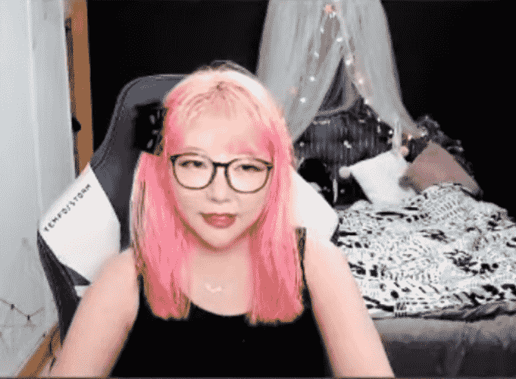 eloise game streamer.