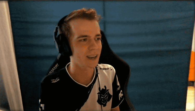 competitive Hearthstone gamer Thijs 